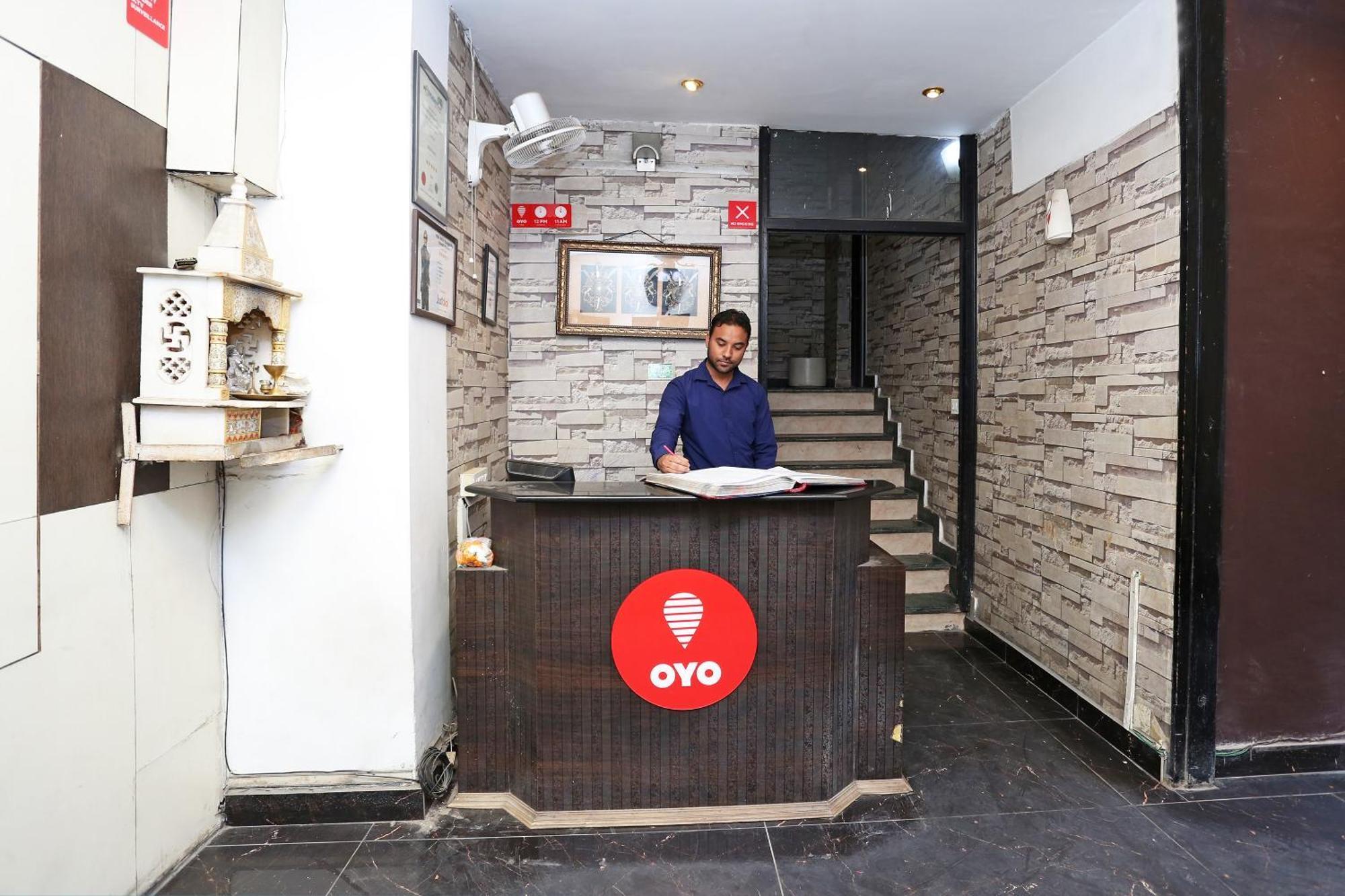 Oyo Flagship Hotel F Five Nova Deli Exterior foto