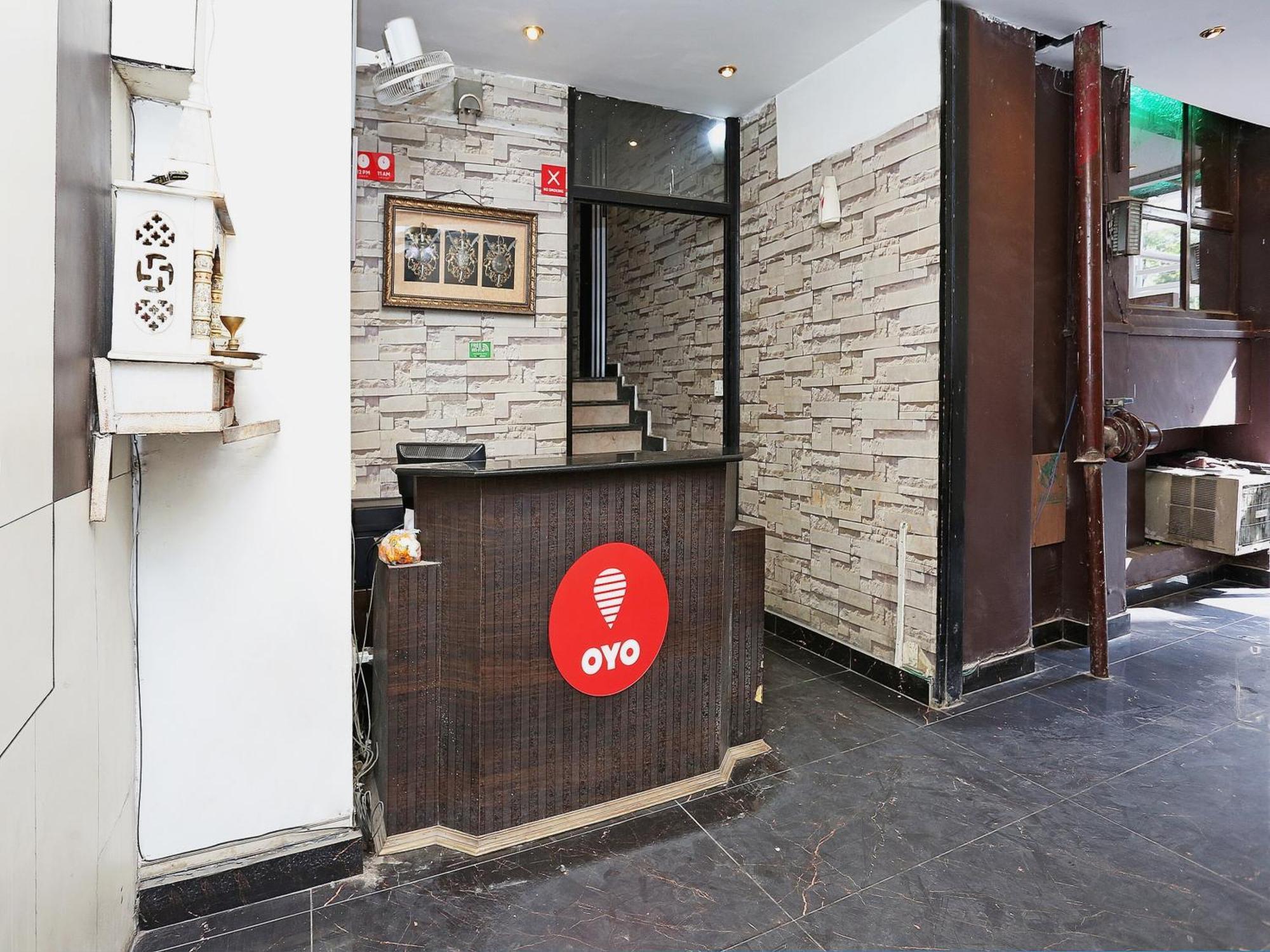 Oyo Flagship Hotel F Five Nova Deli Exterior foto