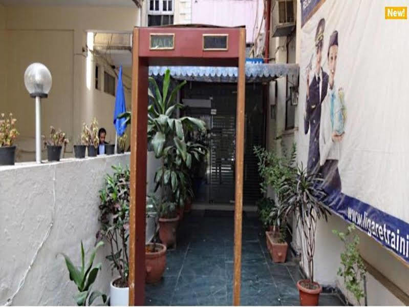 Oyo Flagship Hotel F Five Nova Deli Exterior foto